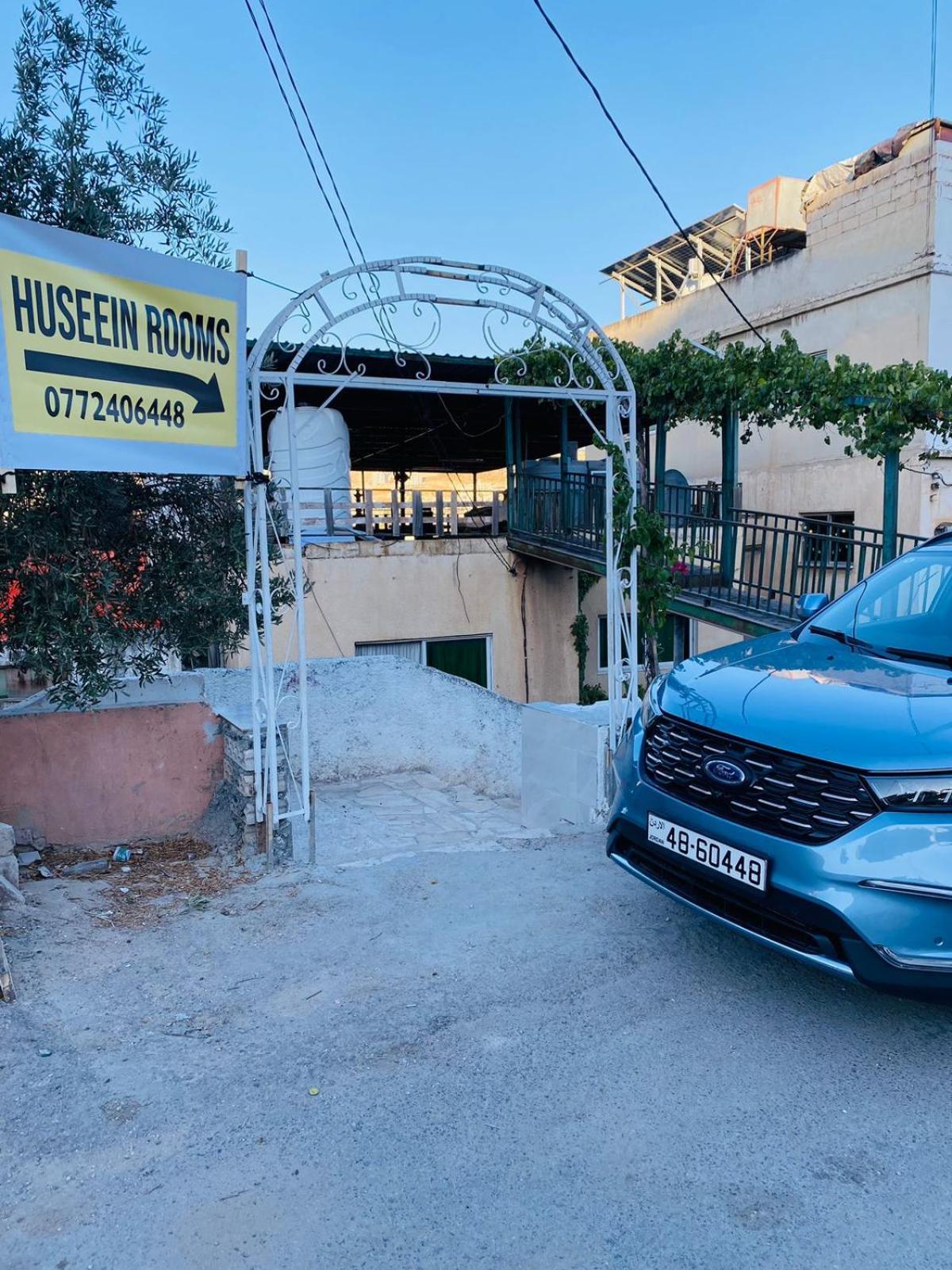 Huseein Rooms Dzseras Kültér fotó