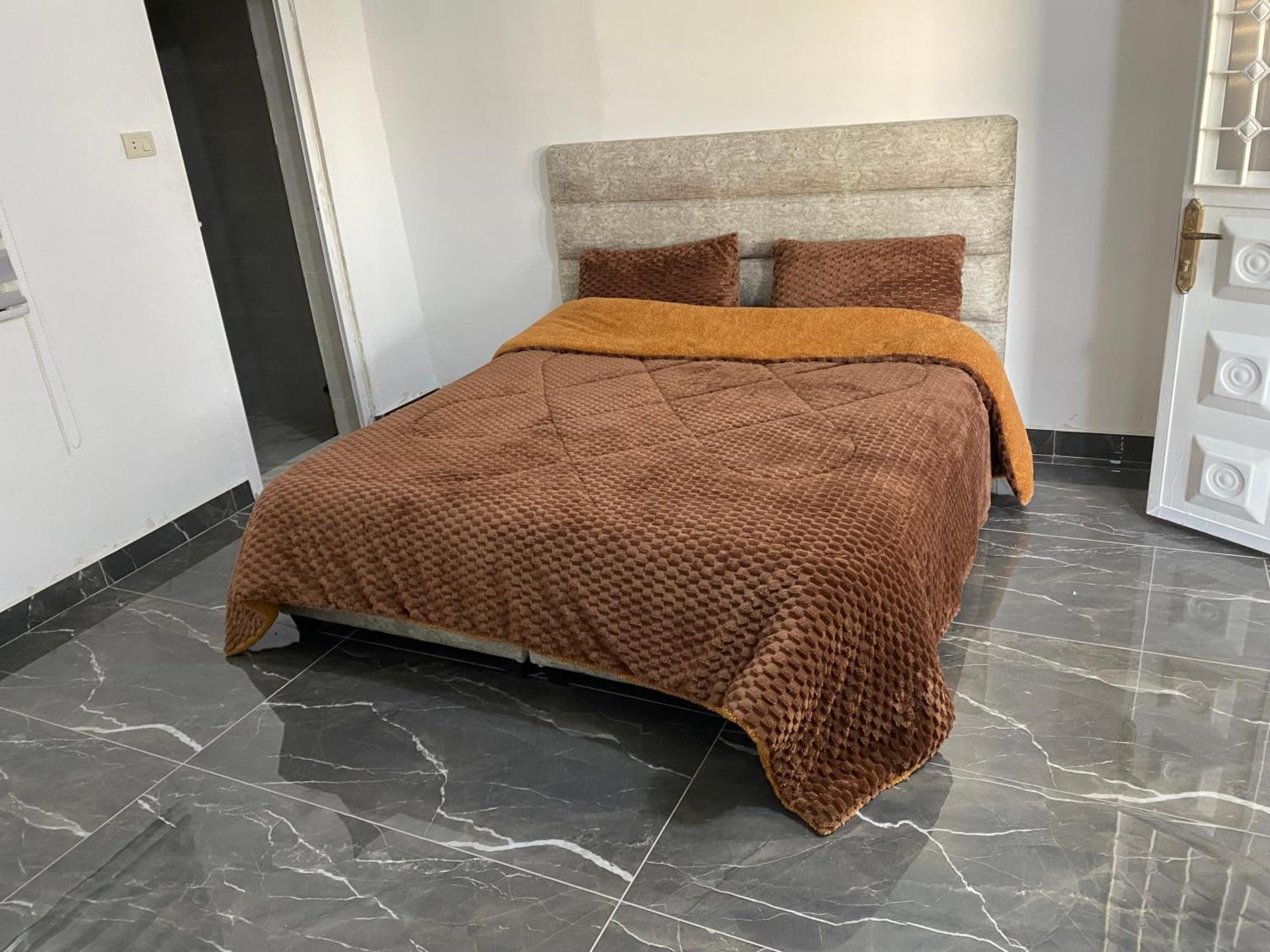 Huseein Rooms Dzseras Kültér fotó